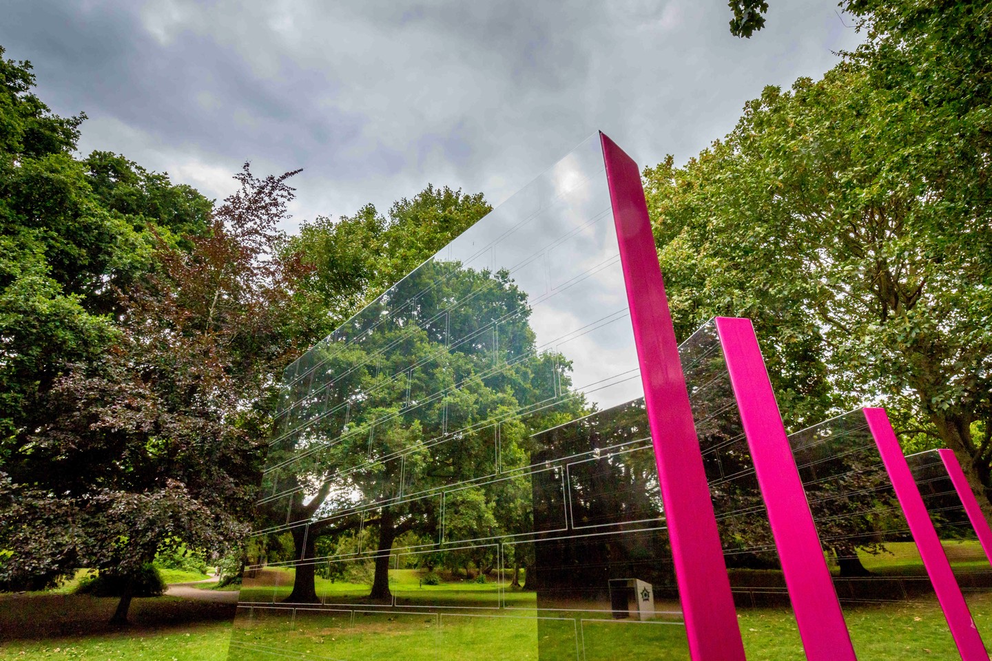 Leavesden Country Park